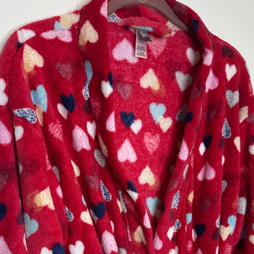 Pj Couture Vibrant Heart Patterned Robe - Picture 4 of 12